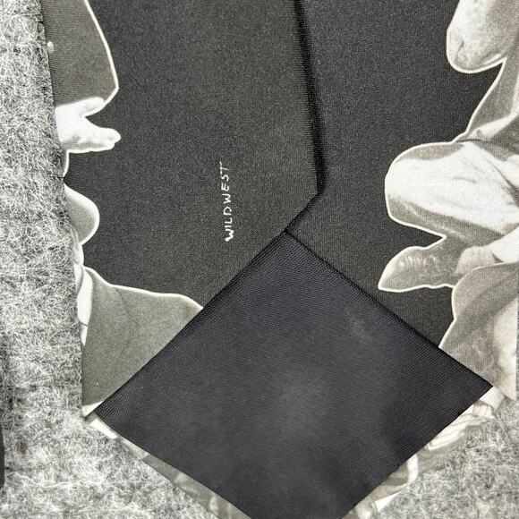 Three Stooges Tie Mens 54" 3.75" Ralph Marlin Moe Larry Curly USA Vintage 1994‎ - Picture 8 of 11